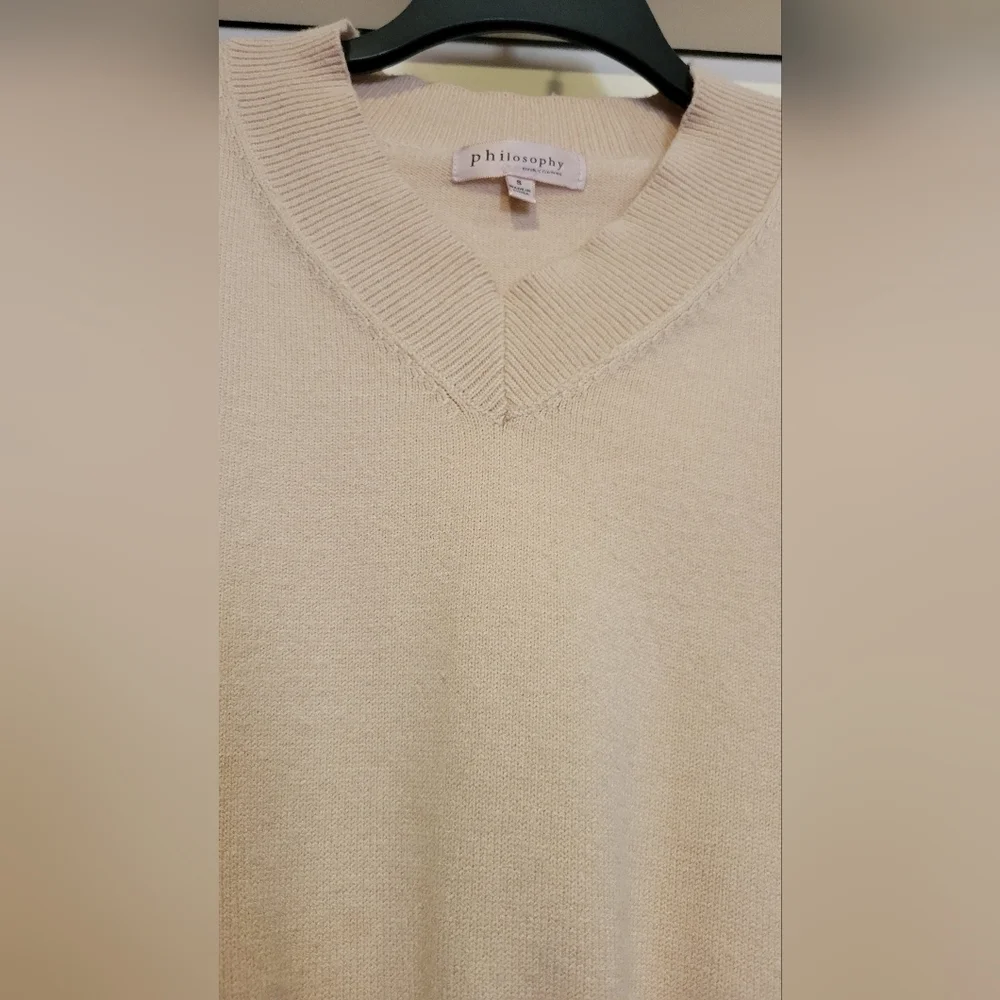 Philosophy long sleeve knit tan womens V neck sweater Sz S